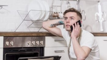 Electric Oven Needs Repair? 5 Signs to Watch in London