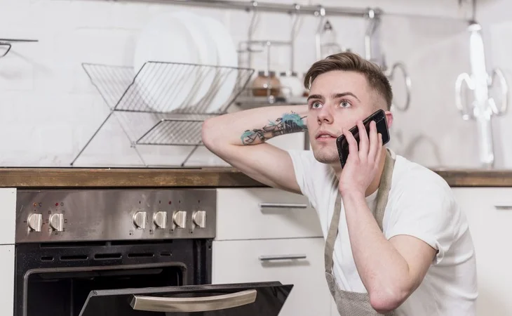 Electric Oven Needs Repair? 5 Signs to Watch in London